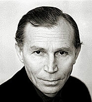 Иван Лапиков